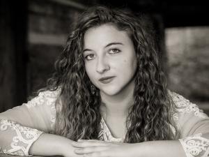 Headshot of PhD Student Samantha Davis